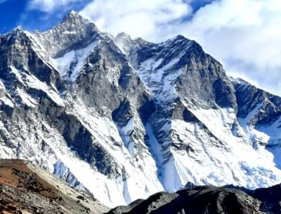 Everest Three Passes Trekking